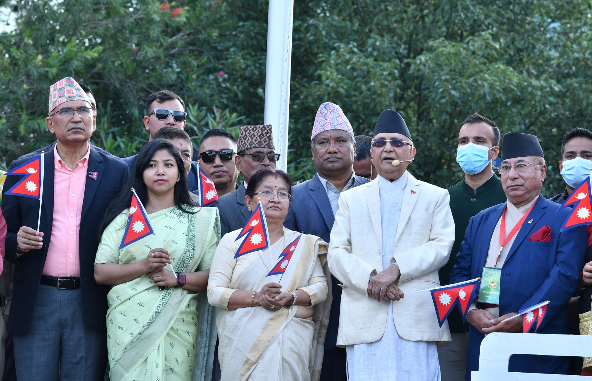 UML with national flag -01695182361.jpg